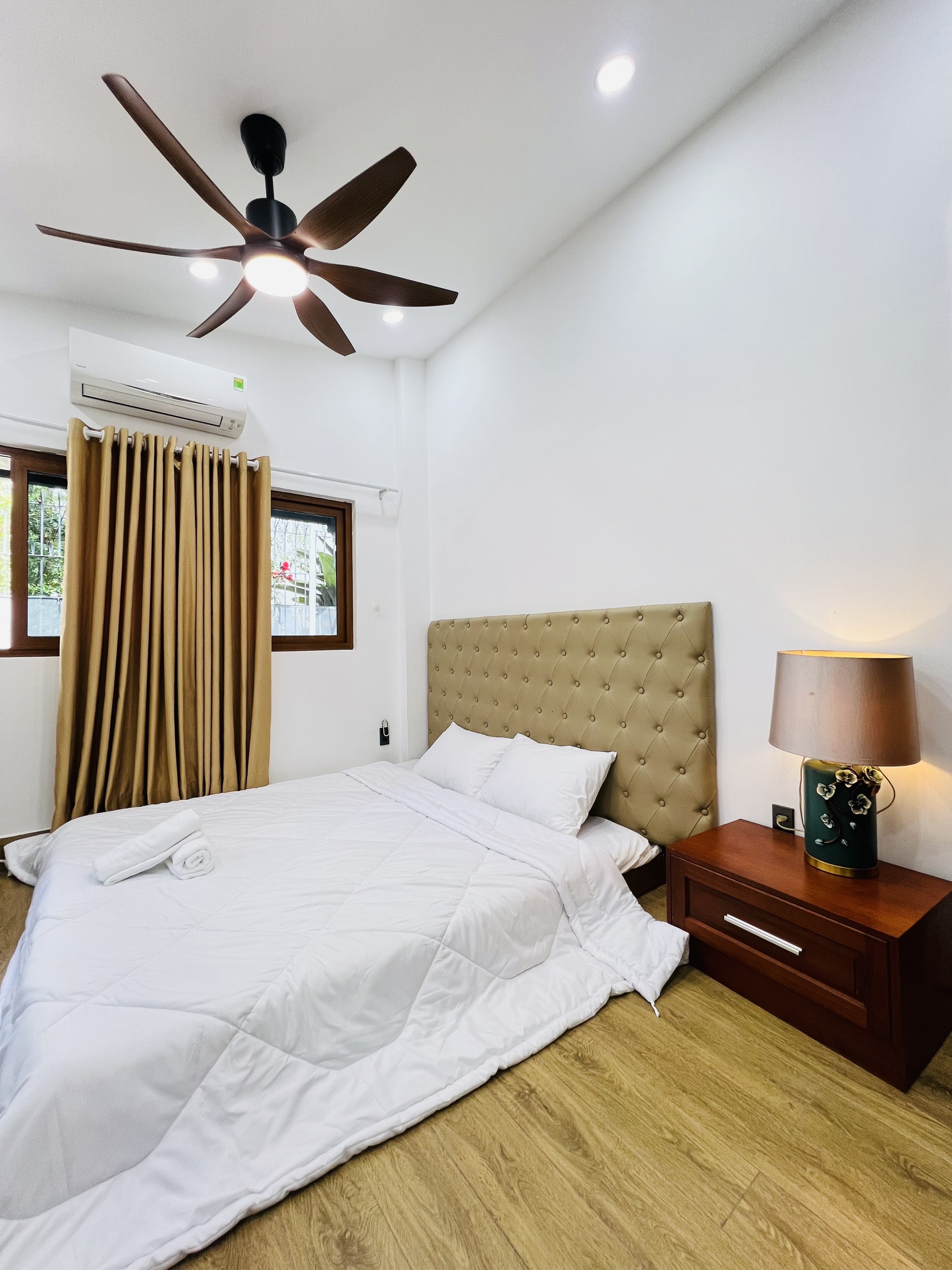 Villa B14 for rent, street 88 Thanh My Loi, District 2 with 3 bedrooms, fully equipped swimming pool 13