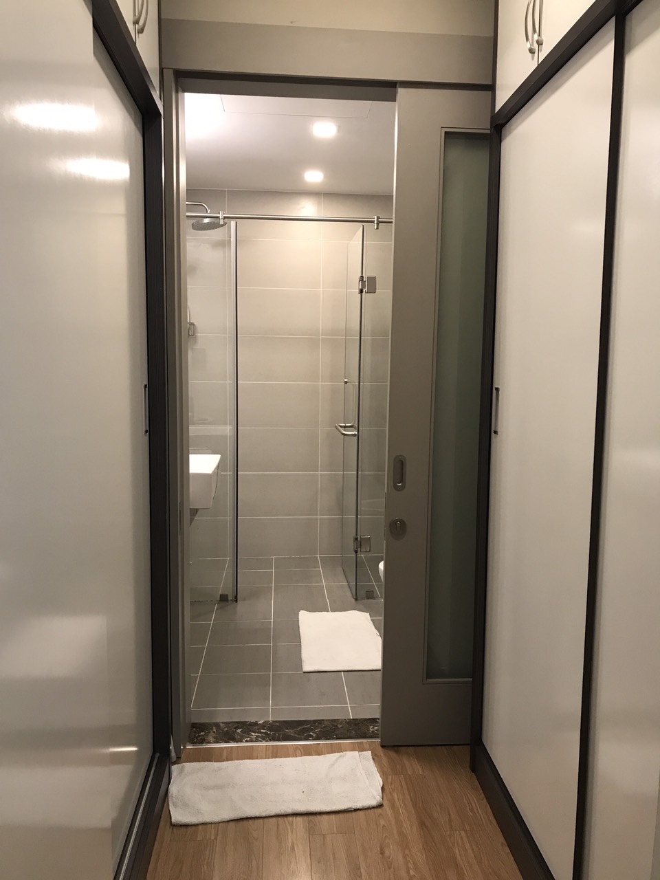 Selling Goldview Apartment In Van Don Port- Ward 1- District 4 14