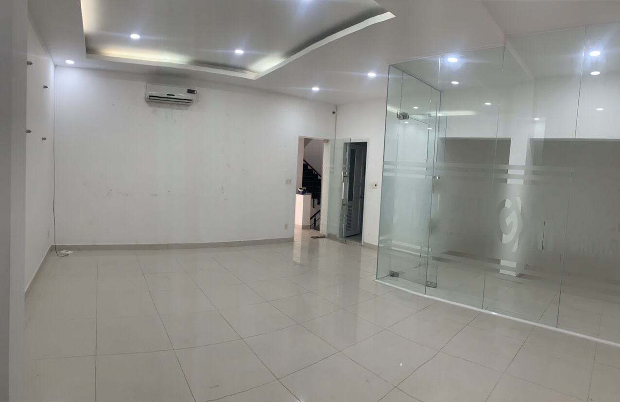 FOR RENT MY HUNG TOWNHOUSE IN TAN PHONG WARD DISTRICT 7 5
