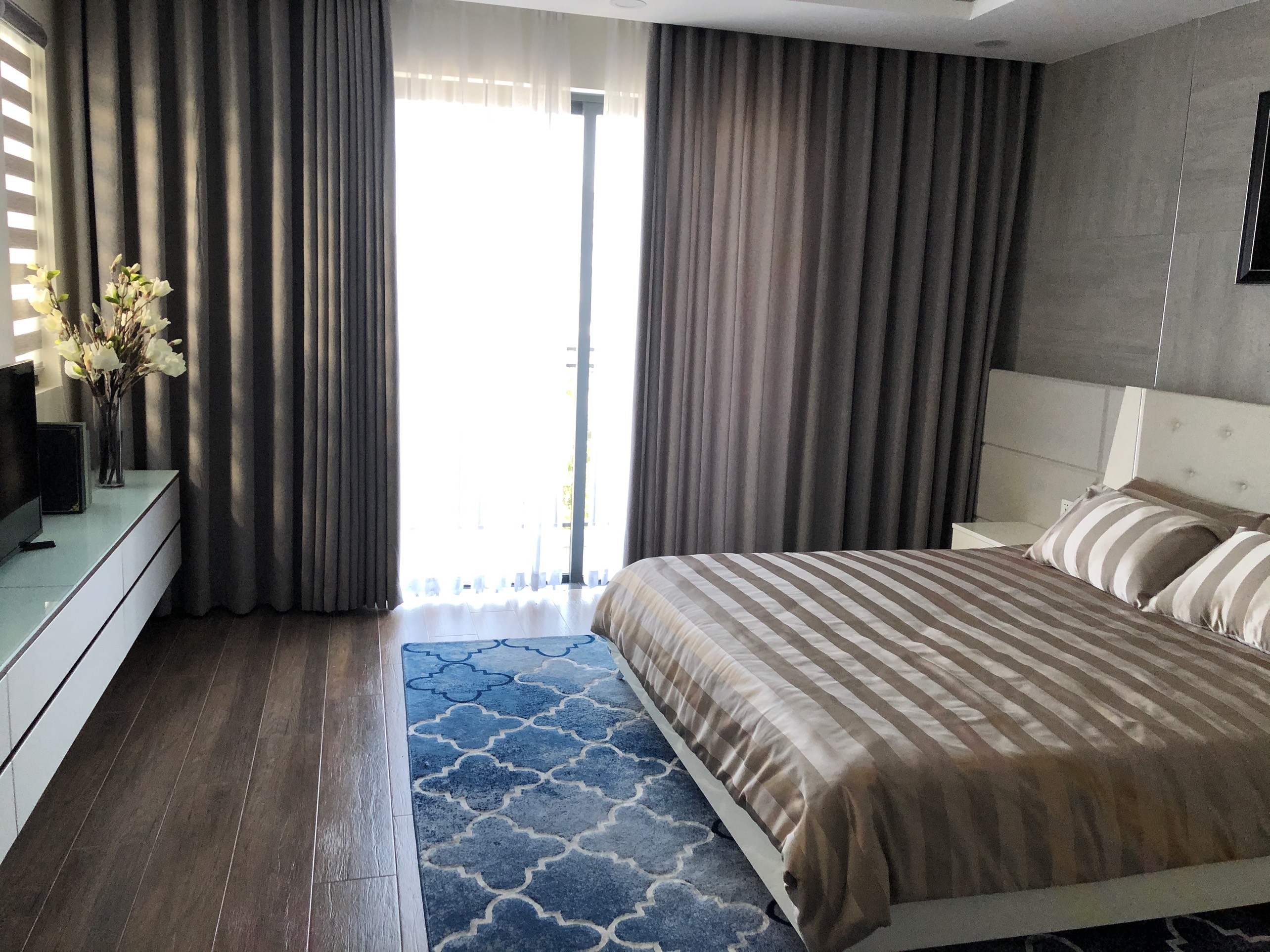 FOR SALE NINE SOUTH OF SHOPHOUSE BLOCK NHA BE DISTRICT  3