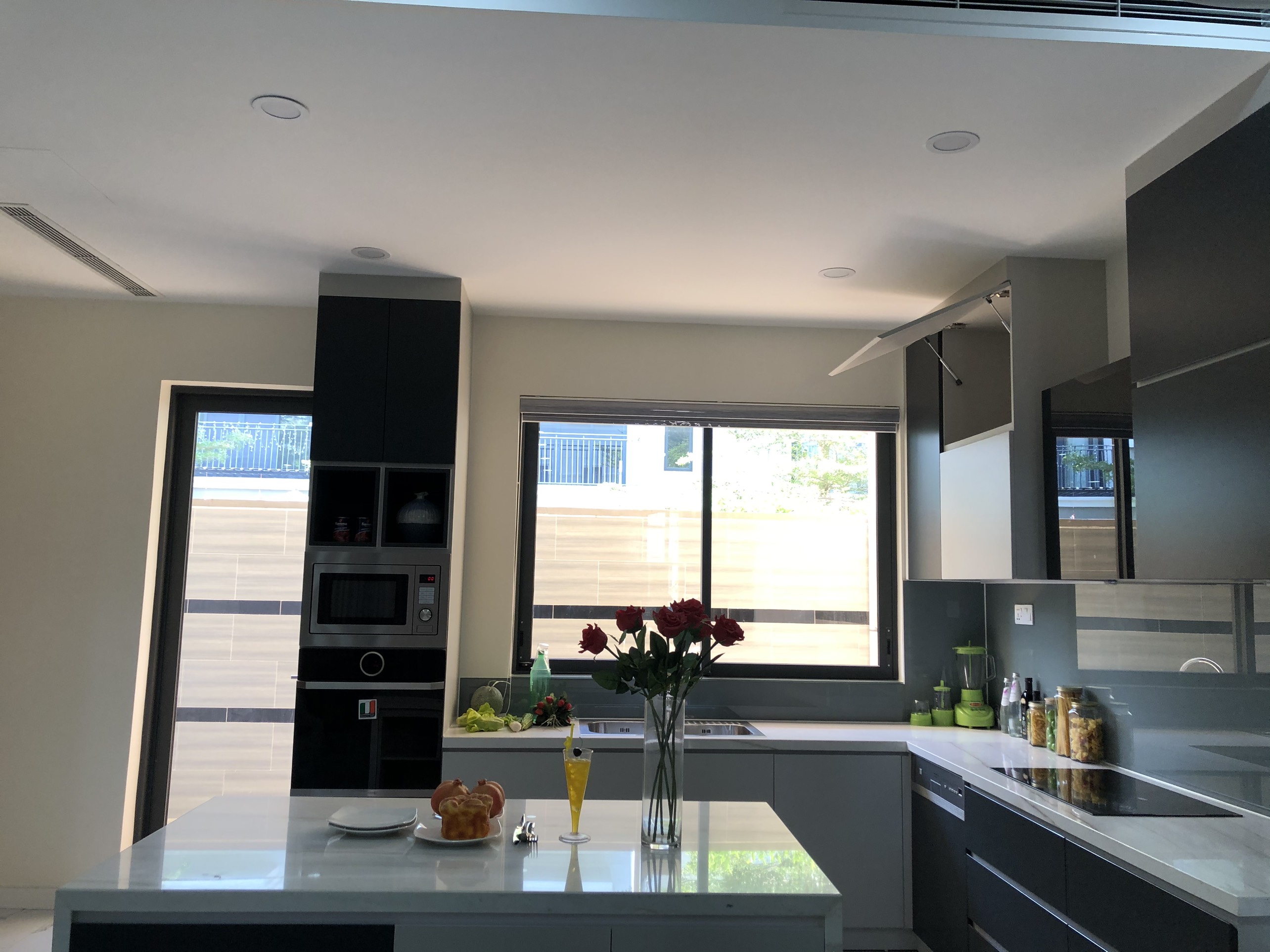 FOR SALE NINE SOUTH OF SHOPHOUSE BLOCK NHA BE DISTRICT  2