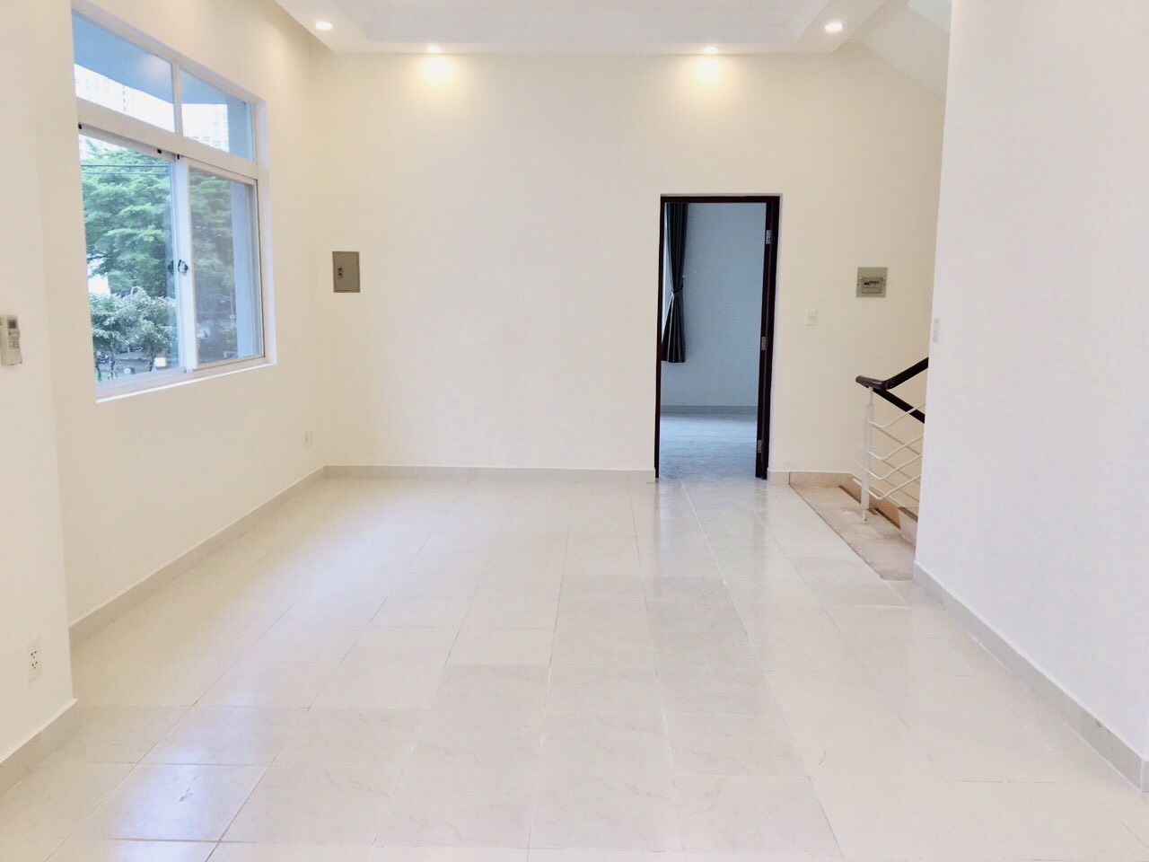 Villa for rent in Phu My Hung- District 7 12