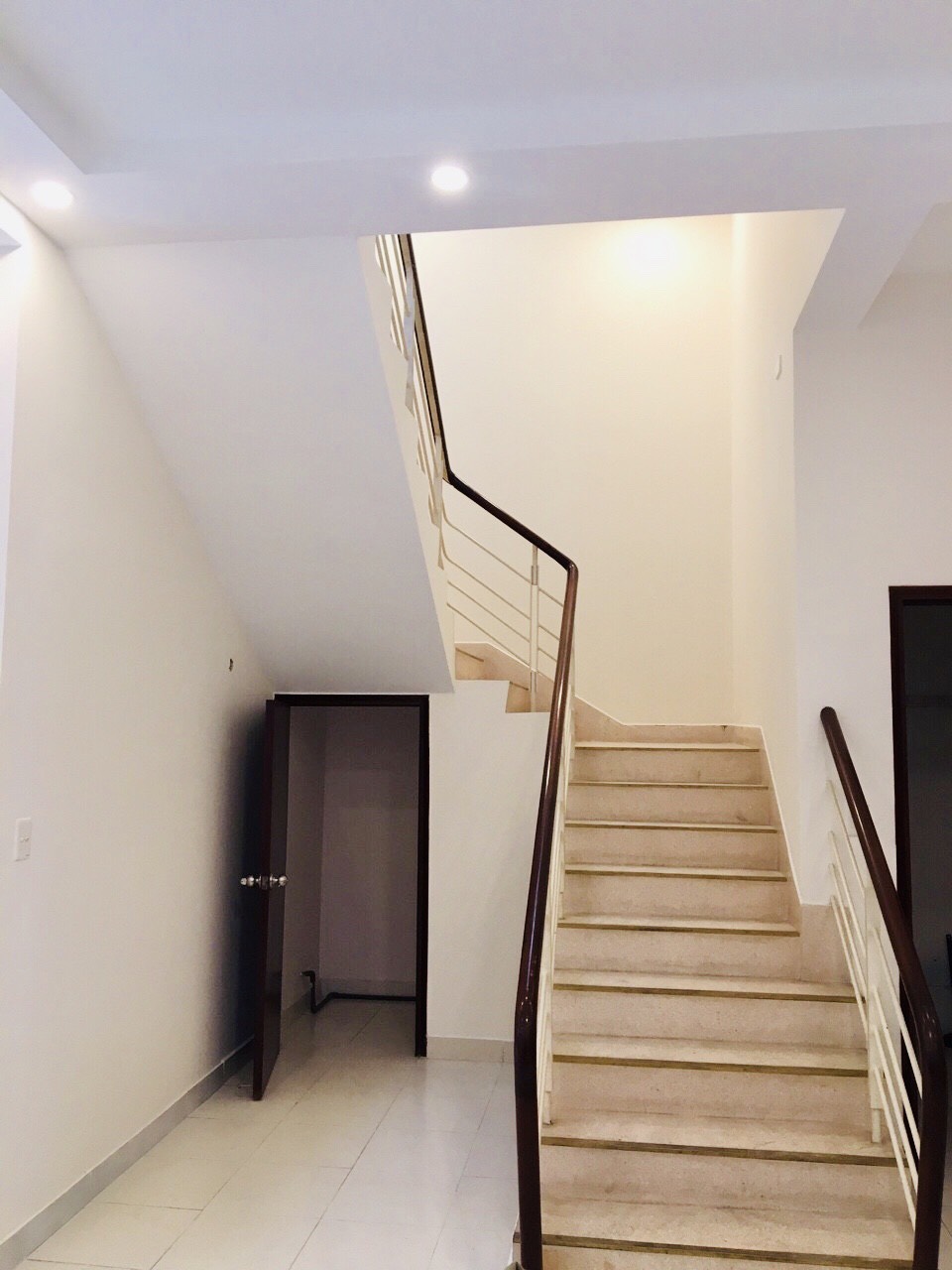 Villa for rent in Phu My Hung- District 7 7