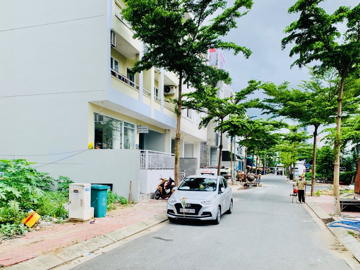  Cần bán gấp lô đất nhà phố khu Kim Sơn - Nguyễn Hữu Thọ- Nhà Bè 2