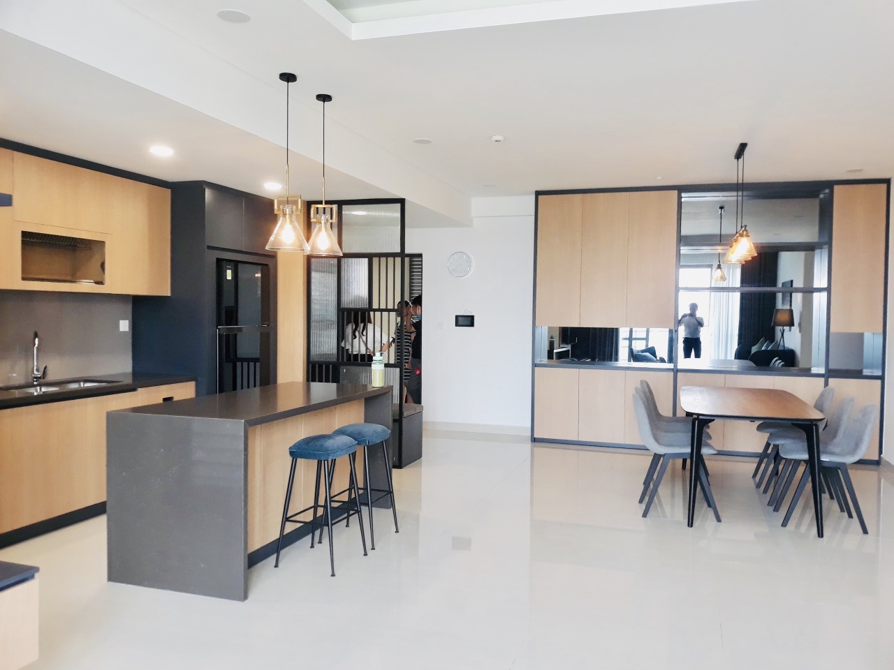  For sale Riverpark Premier Apartment - P M H- District 7