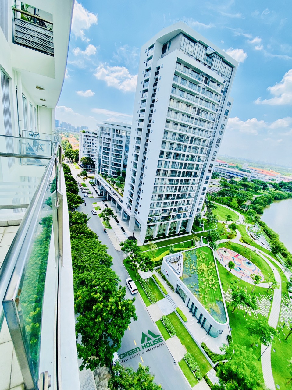  For sale Riverpark Premier Apartment - P M H- District 7 1