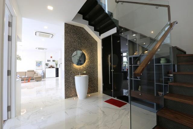Happy Valley Phu My Hung Ground Floor Apartment For Sale, District 7 7