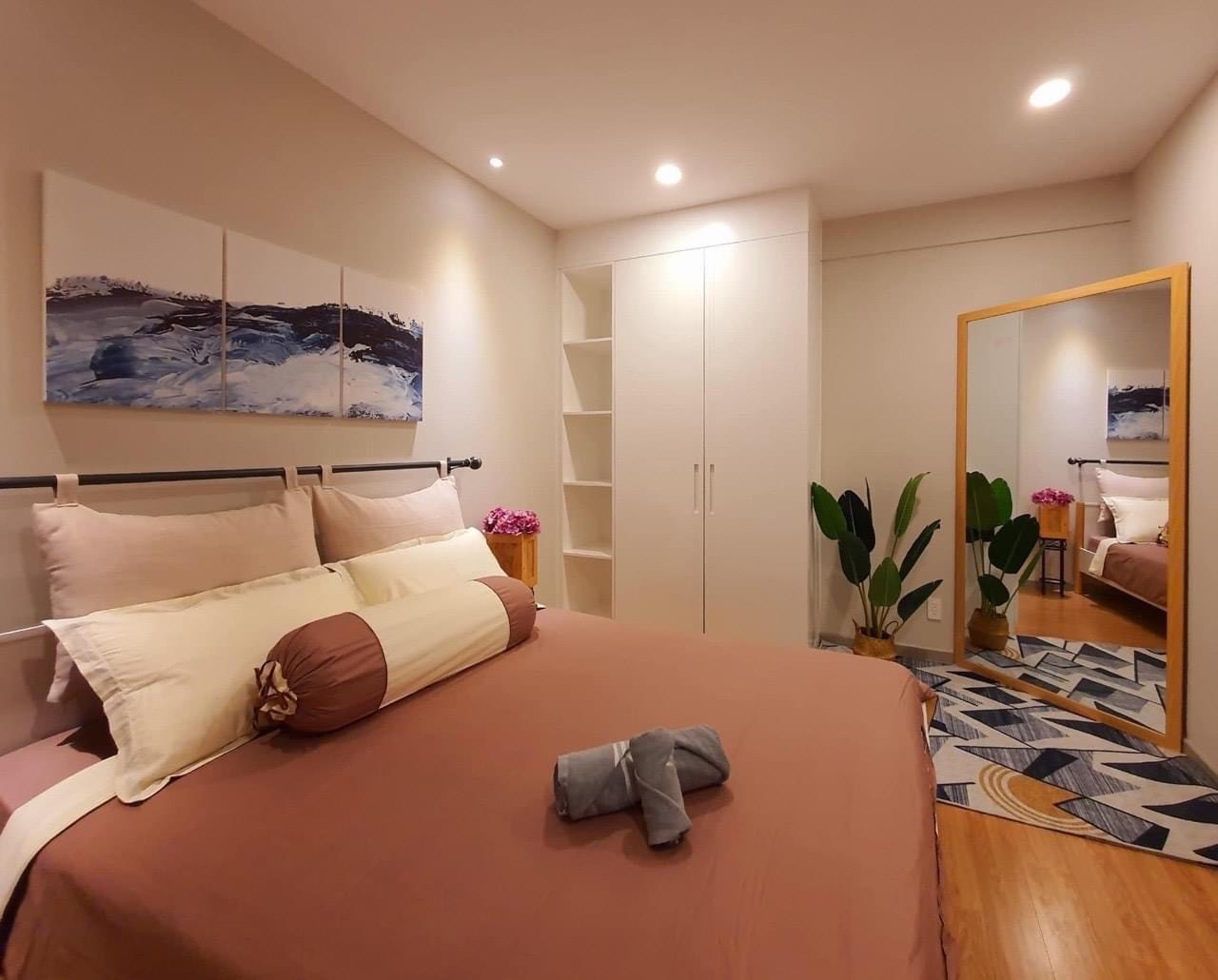 Gold View Apartment For Rent - District 4 4
