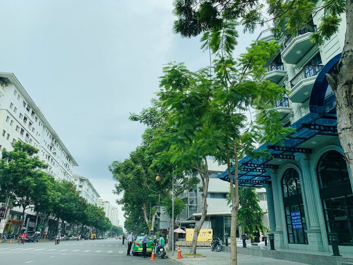FOR SALE  HUNG PHUOC TOWNHOUSE - PMH -TAN PHONG WARD- DISTRICT 7