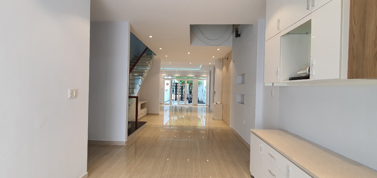 Selling Nam Long Townhouse, Tran Trong Cung, District 7 10