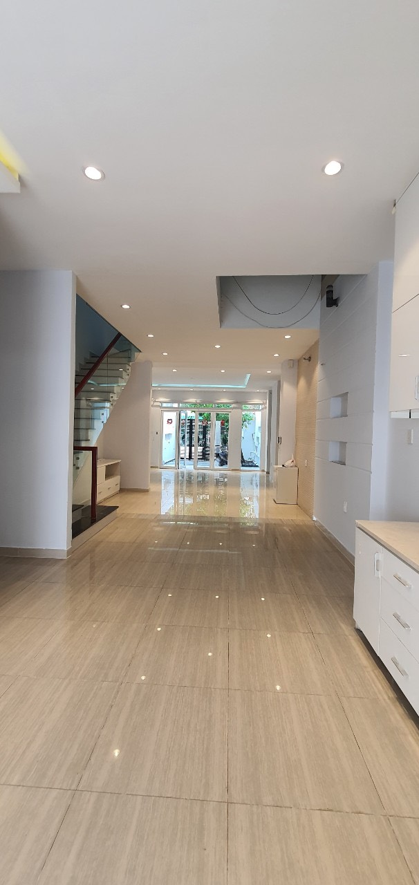 Selling Nam Long Townhouse, Tran Trong Cung, District 7 7