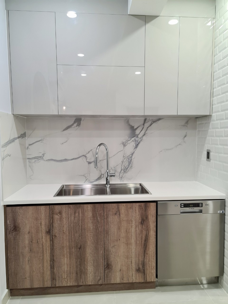 For Sale Riverside Apartment in Phu My Hung - District 7 7