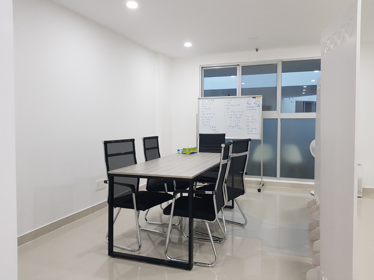 Cần bán Shop Scenic Valley 2 Phú Mỹ Hưng Quận 7 5