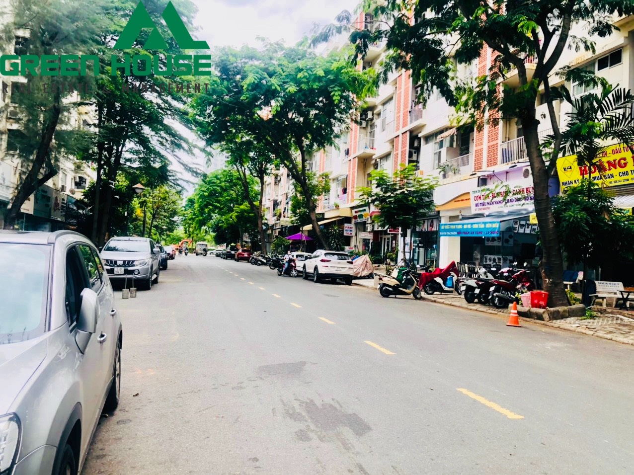 Hung Vuong Shop For Sale On 6th Street Phu My Hung 3